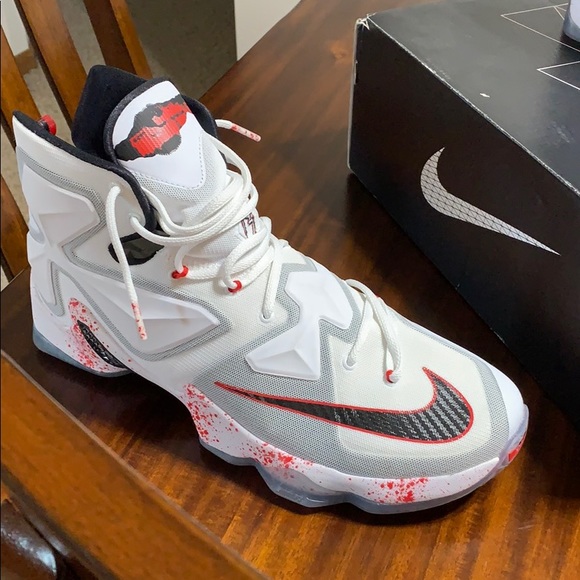 Lebron 13. Friday The 13th Edition. Size 14. - Picture 3 of 6